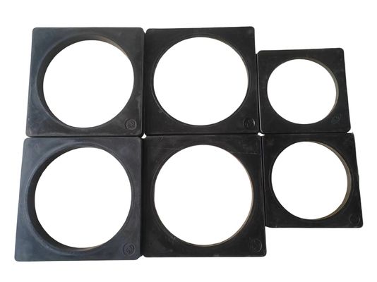 Buon prezzo Peso del cono antincaduta 280*280*18mm Base di gomma del cono di sicurezza 1 kg in linea