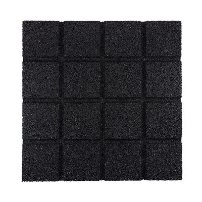 Buen precio Alfombras para boxes de caballos y suelos de goma entrelazados con superficie antideslizante, grosor de 35 mm y dureza 60-70 ShoreA en línea